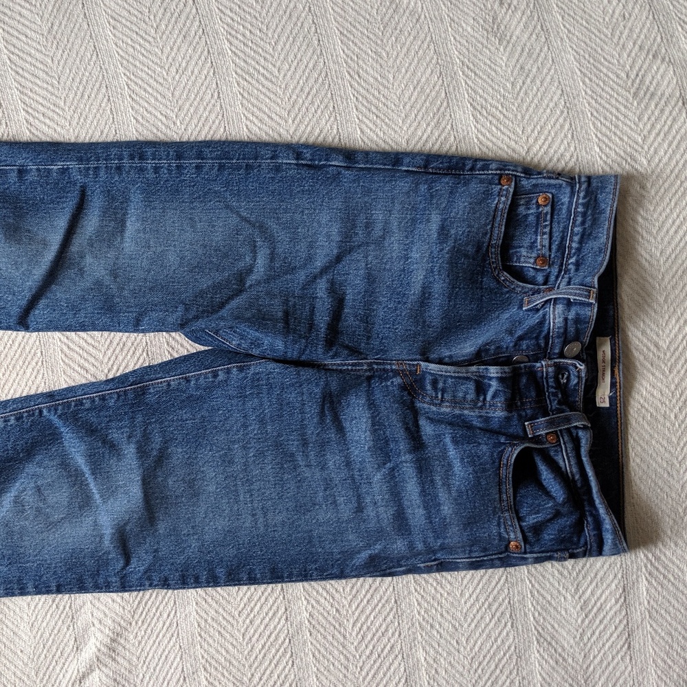 Levi's Wedgie Fit Straight Women's Jeans 25W x 26L